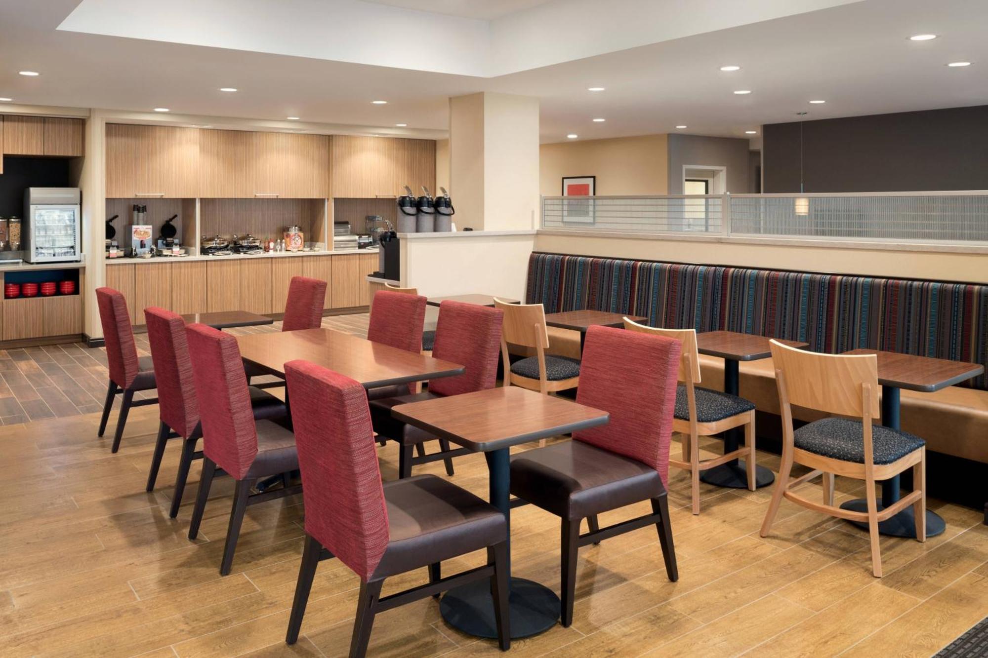 Towneplace Suites By Marriott Joliet Minooka Exterior photo