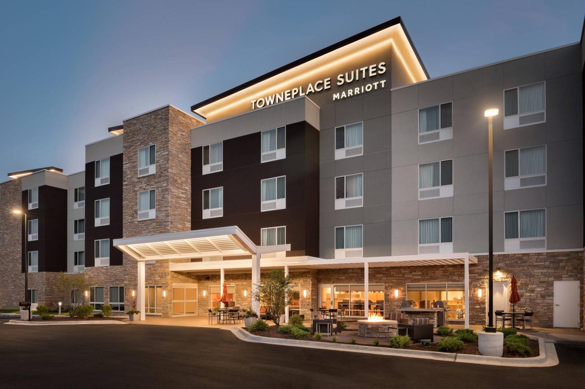 Towneplace Suites By Marriott Joliet Minooka Exterior photo